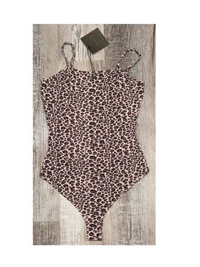NWT Women's Leopard Print Bodysuit Size Small Brand Le Lis